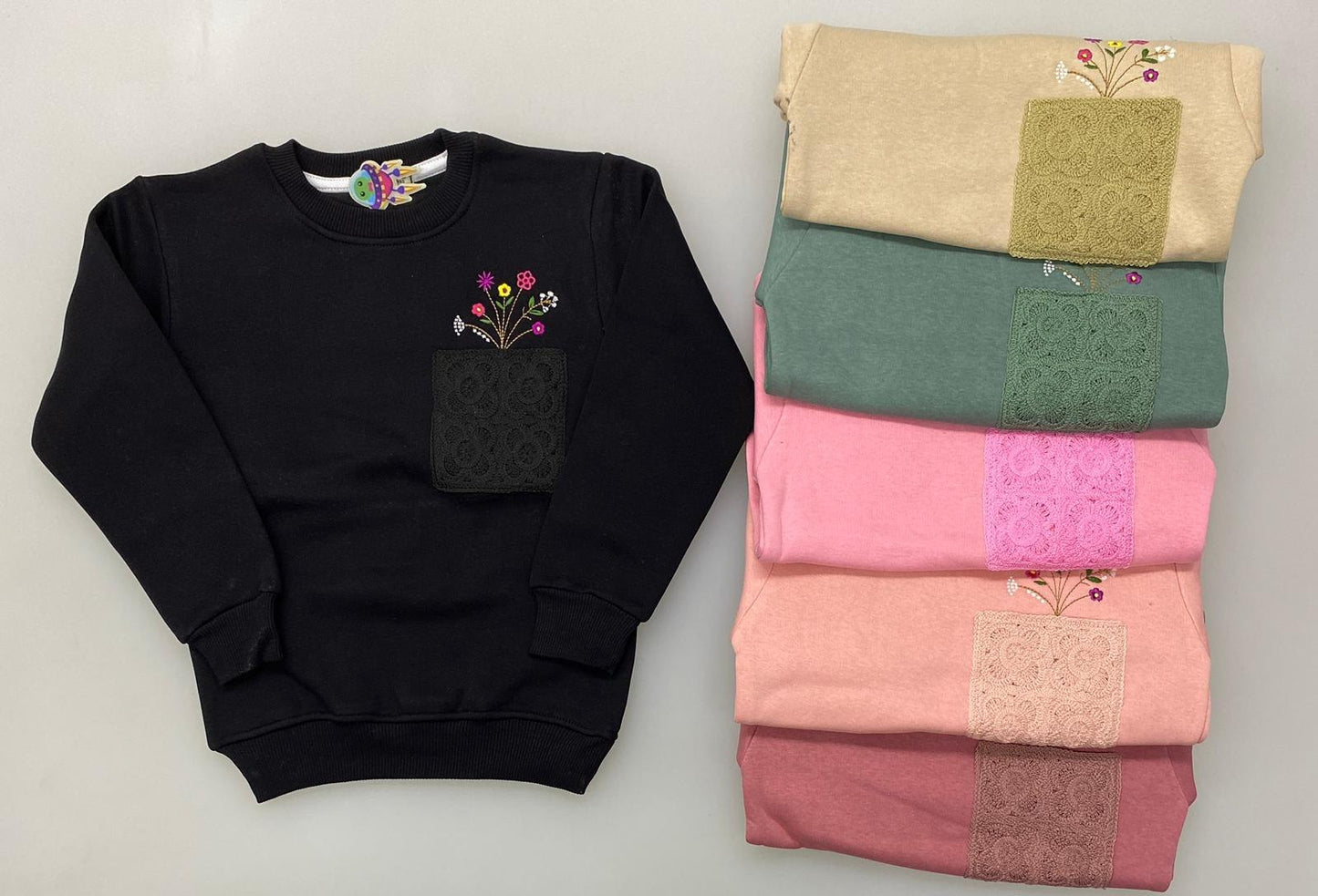 Flower Pocket Crew Neck Sweatshirt (Kids)